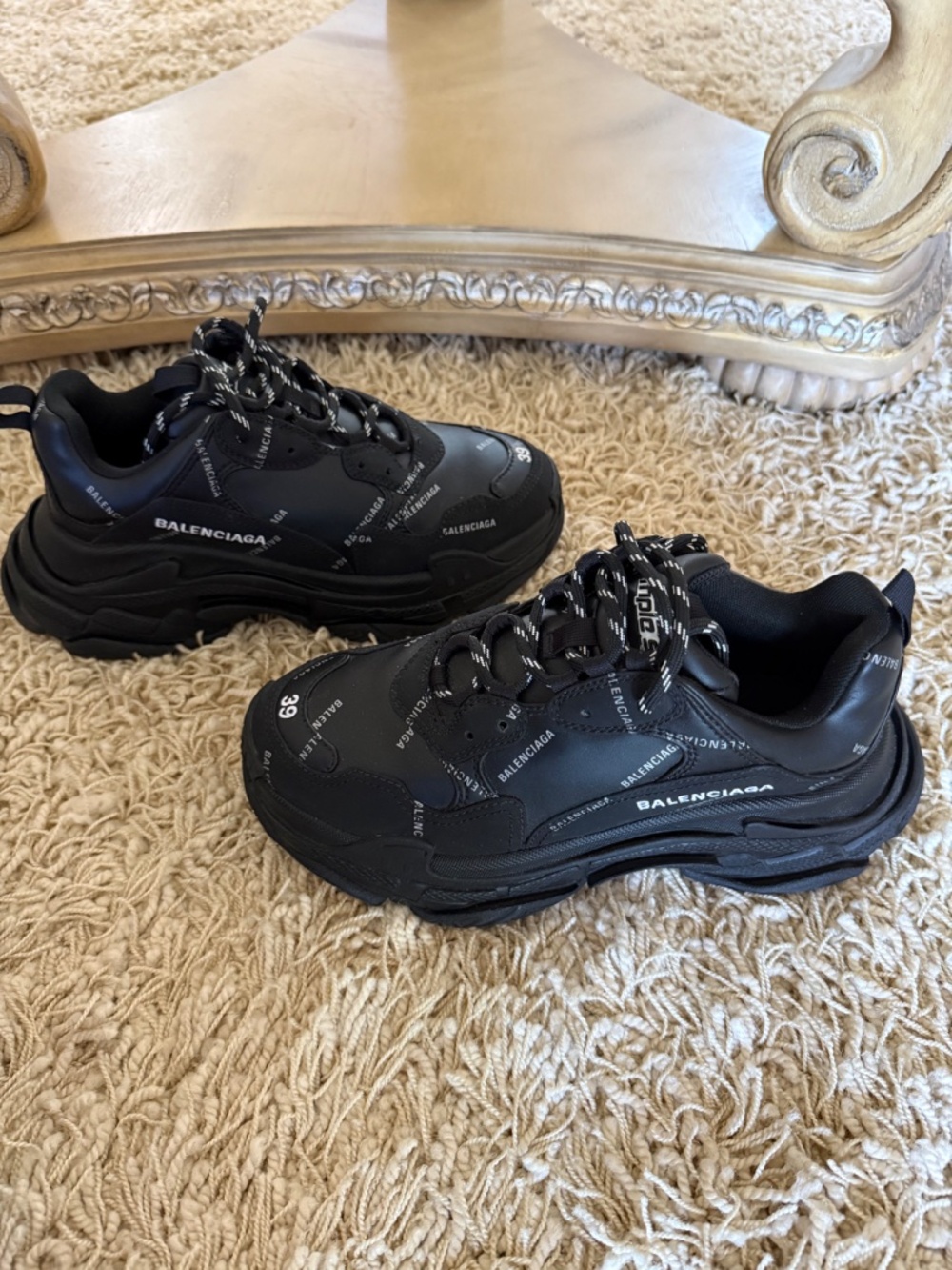 BALENCIAGA Triple S All Over Logo Sneaker Shoe Black / White 39 EU / 9 US - Picture 4 of 10